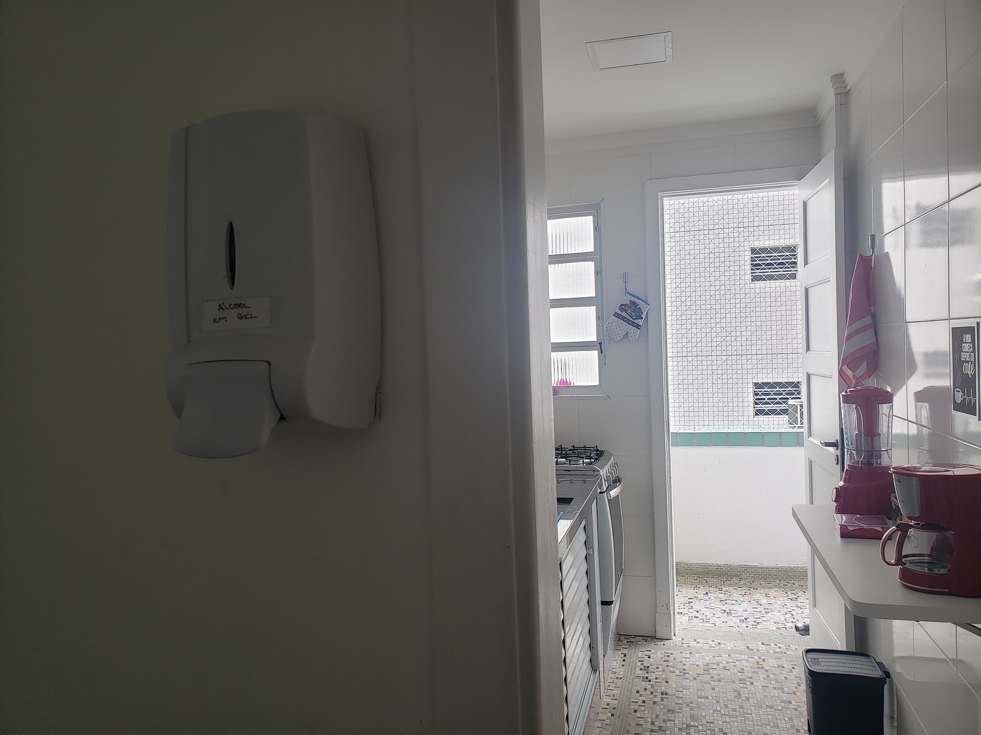 corredor cozinha.jpg